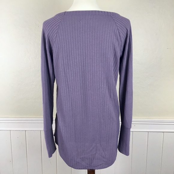 CHASER Purple Waffle Knit Button Cuff Top Medium - Picture 5 of 8